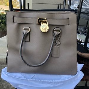 Michael Kors Purse & Matching Wallet